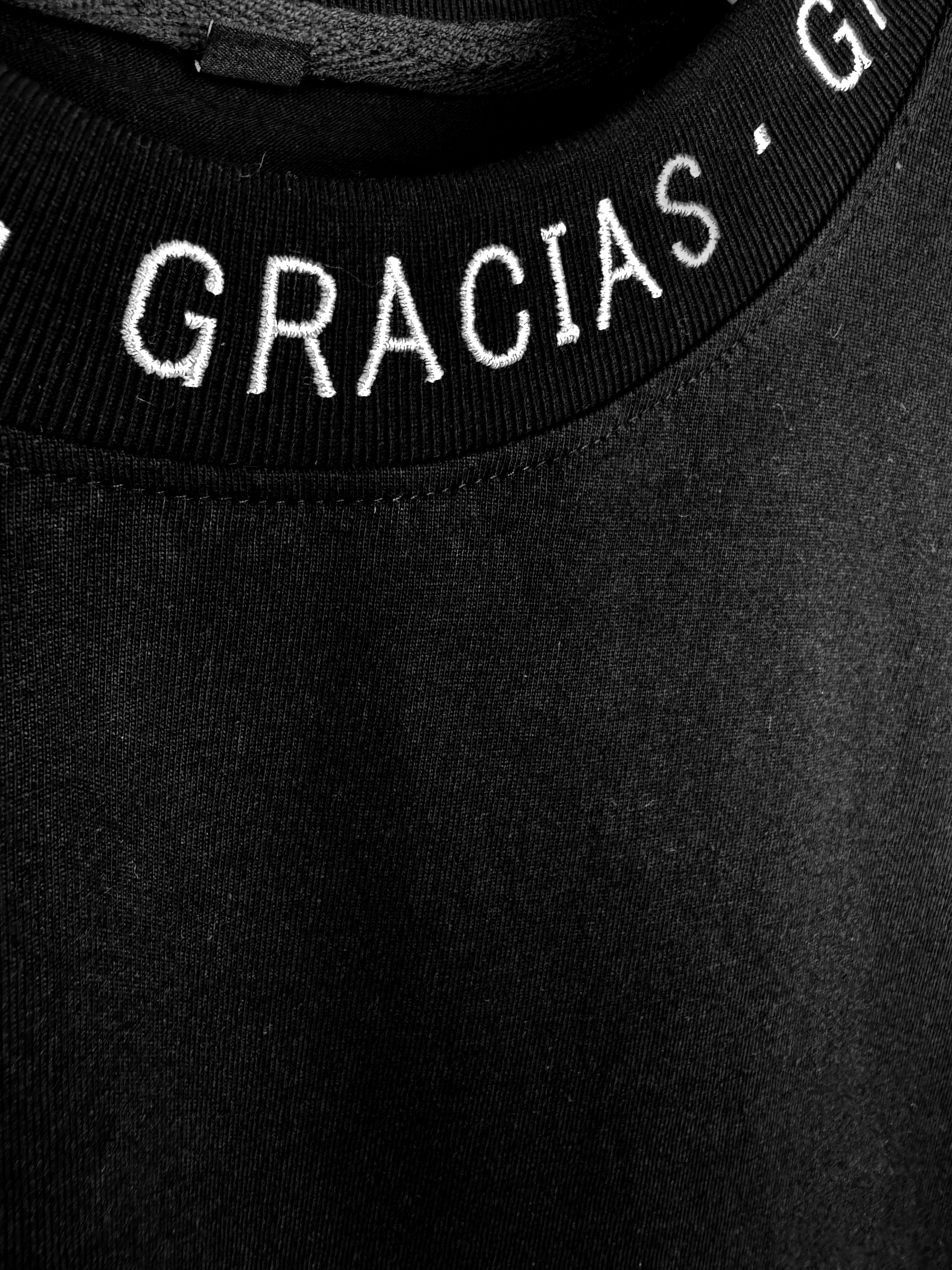 Gracias Tee