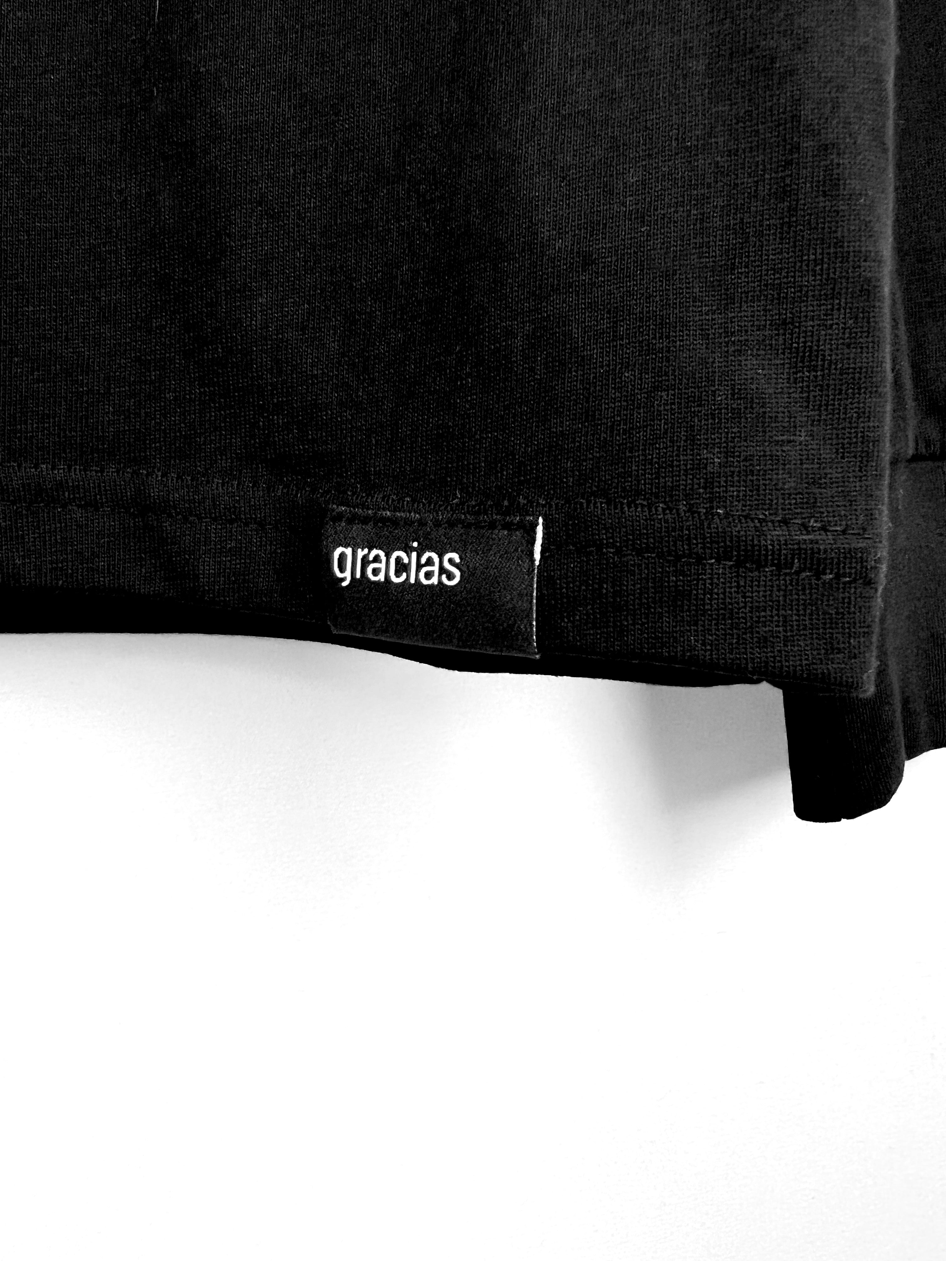 Essentials Women
